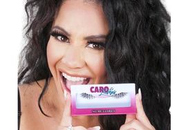 Carolina Sandoval pesta&ntilde;as "No me llores"