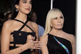 Dua Lipa y Versace presentan coleccion conjunta Cannes