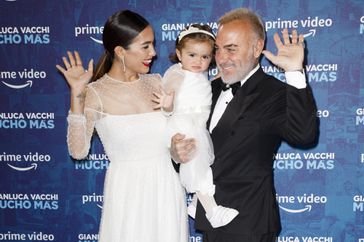Sharon Fonseca, Blu Jerusalema Vacchi y Gianluca Vacchi - "MUCHO MAS" Photocall