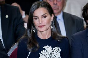 Letizia fallo vestuario muestra brasier