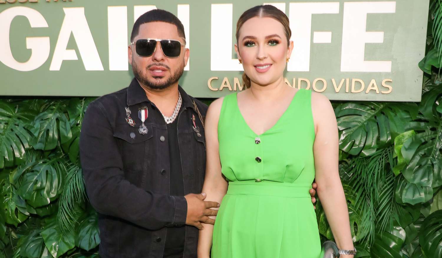 Larry Hernández y Kenia Ontiveros