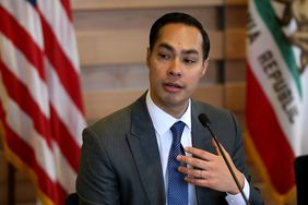 Juli&aacute;n Castro