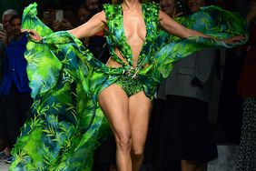 FASHION-ITALY-WOMEN-VERSACE