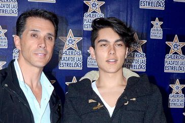 sergio-mayer-y-sergio-mayer-mori_hijo