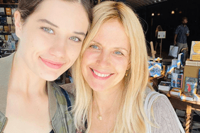 Ella Travolta a su mam&aacute; Kelly Preston